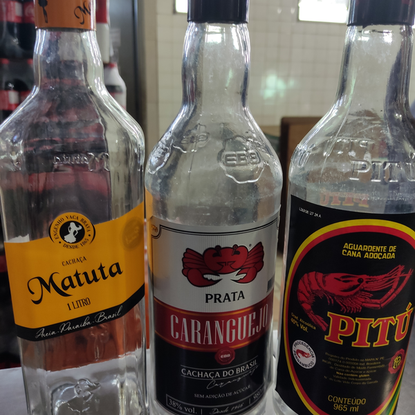 Garrafa - vidro - Rio de Janeiro, RJ - B2Blue - Compra e Venda de Resíduos