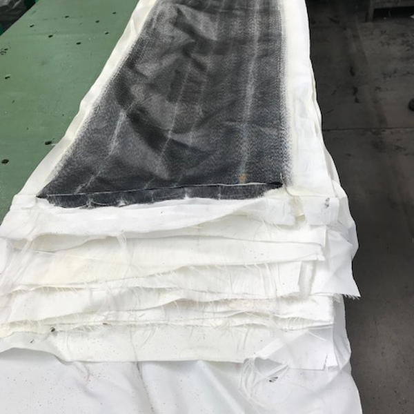 Tecido plano em poliéster (cor branca). - tecido - São Leopoldo, RS - B2Blue - Compra e Venda de Resíduos