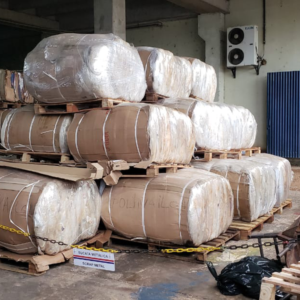 Polinylon - plástico - Pimenta Bueno, RO - B2Blue - Compra e Venda de Resíduos