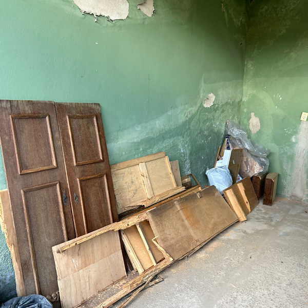 Mdf bp - madeira - Contagem, MG - B2Blue - Compra e Venda de Resíduos