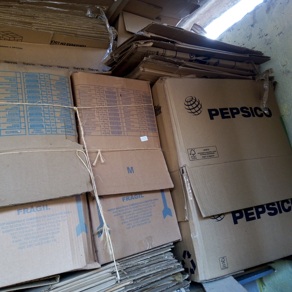 Papelão - papel/papelão - Rio de Janeiro, RJ - B2Blue - Compra e Venda de Resíduos