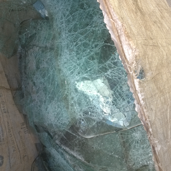 Sucata de vidro laminado - vidro - São Paulo, SP - B2Blue - Compra e Venda de Resíduos