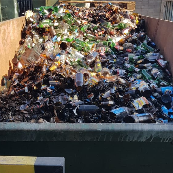 Cacos de vidraçarias e temperas - vidro - Campinas, SP - B2Blue - Compra e Venda de Resíduos