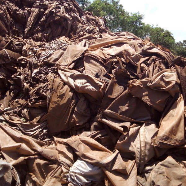 Resíduo: Sucata de poliamida contaminada com minério - B2Blue  - Compra e Venda de Resíduos