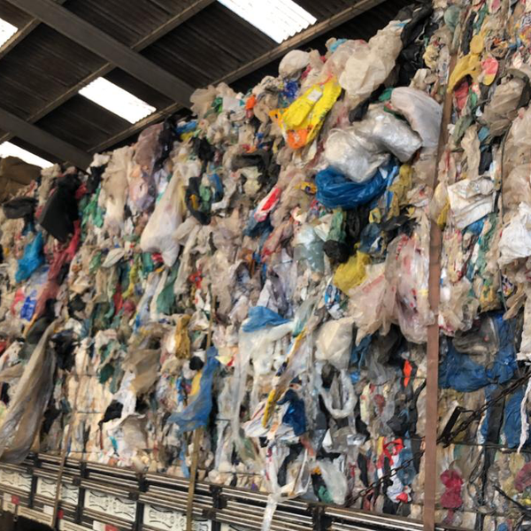 Pebd colorido limpo - plástico - Mauá, SP - B2Blue - Compra e Venda de Resíduos