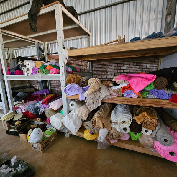 Retalhos de tecidos diversos - tecido - Santa Rosa, RS - B2Blue - Compra e Venda de Resíduos