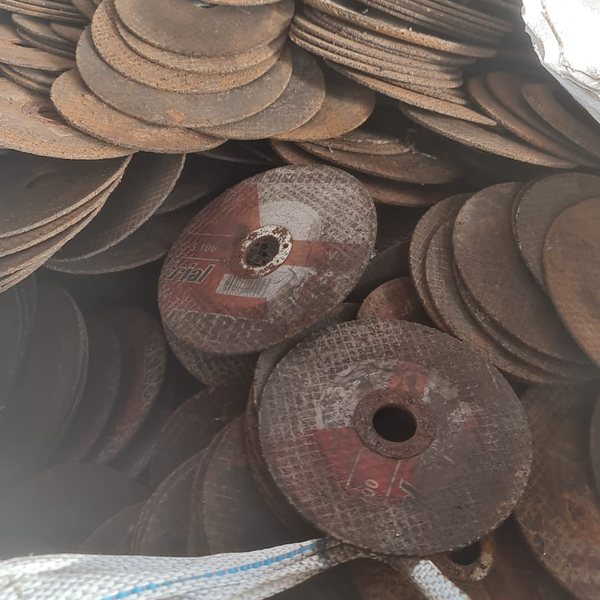 Resíduo: Used abrasive disc - B2Blue  - Compra e Venda de Resíduos