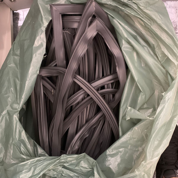 Gaxetas de geladeiras - outros - São Paulo, SP - B2Blue - Compra e Venda de Resíduos