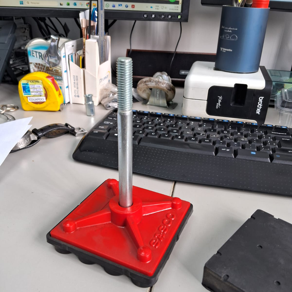 Resíduo: Suporte anti-vibração para máquinas para fixação m12 - B2Blue  - Compra e Venda de Resíduos