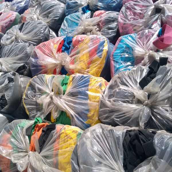 Carpete de pet - outros - SAO PAULO, SP - B2Blue - Compra e Venda de Resíduos