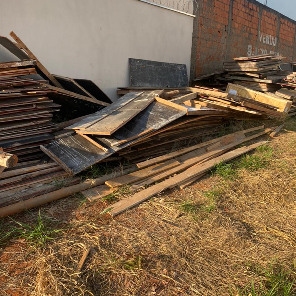 Resíduo: Wood (mdf leftovers - B2Blue  - Compra e Venda de Resíduos