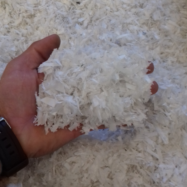 Fita de pp branca triturada - plástico - Cabreuva, SP - B2Blue - Compra e Venda de Resíduos