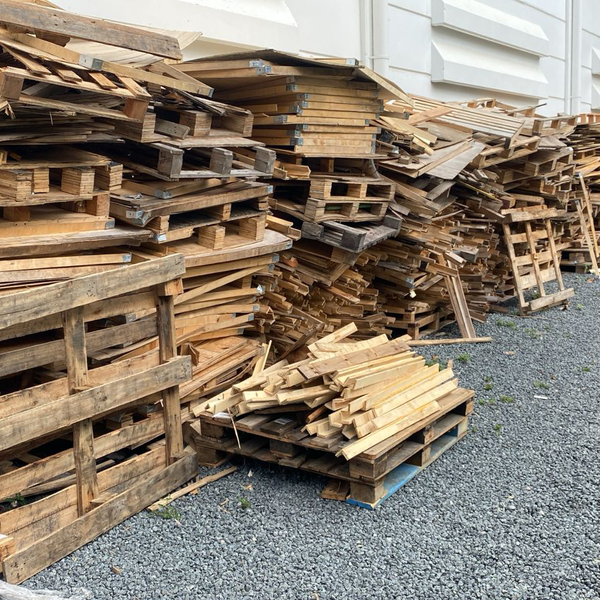 Resíduo: Madeira de embalagens, suportes e pallets - B2Blue  - Compra e Venda de Resíduos