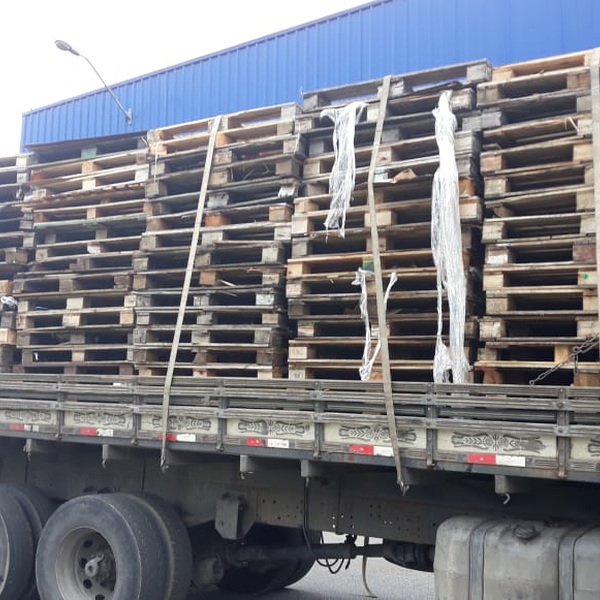 Resíduo: Pallets de madeira quebrados - B2Blue  - Compra e Venda de Resíduos