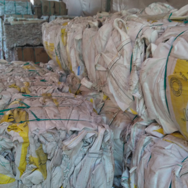 Big bags usados e sacaria - plástico - Goiania, GO - B2Blue - Compra e Venda de Resíduos