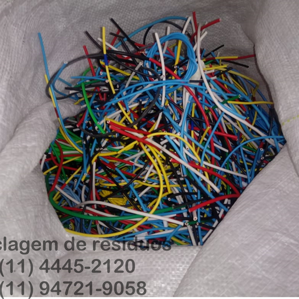 Resíduo: Capas de fios elétricos - B2Blue  - Compra e Venda de Resíduos