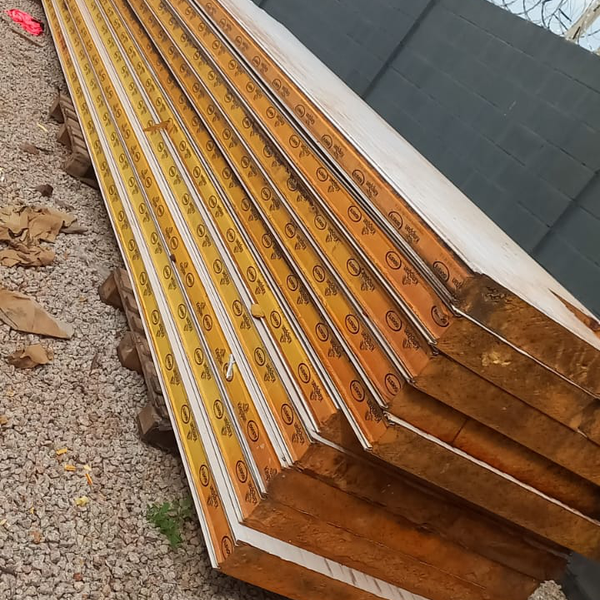  painel isotermico de 80mm com uma face, e possovel a col... - outros - VARZEA GRANDE, MT - B2Blue - Compra e Venda de Resíduos