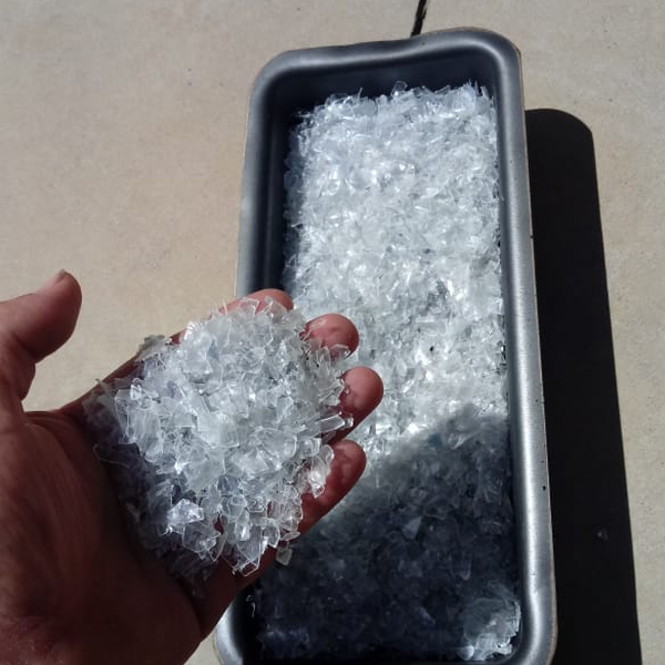 Flakes de pet - plástico - Nova Odessa, SP - B2Blue - Compra e Venda de Resíduos