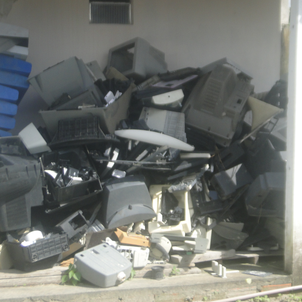 Plástico de eletrônicos - plástico - BA, BA - B2Blue - Compra e Venda de Resíduos