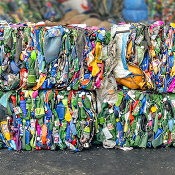 Caixaria colorida moída - Plástico