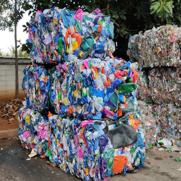 Pead  --  colorido    e   branco / natural - plástico - São Paulo, SP - B2Blue - Compra e Venda de Resíduos