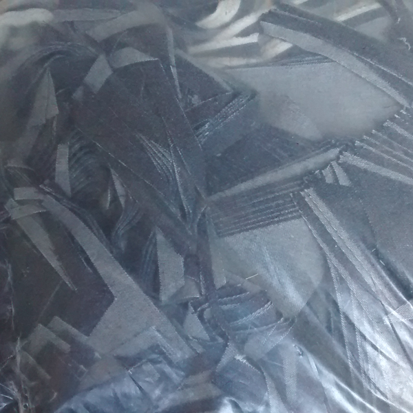 Recebimento  de doação de retalho jeans - Tecido