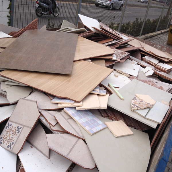 Resíduo: Cacos de ceramica/revestimento/azulejo - B2Blue  - Compra e Venda de Resíduos