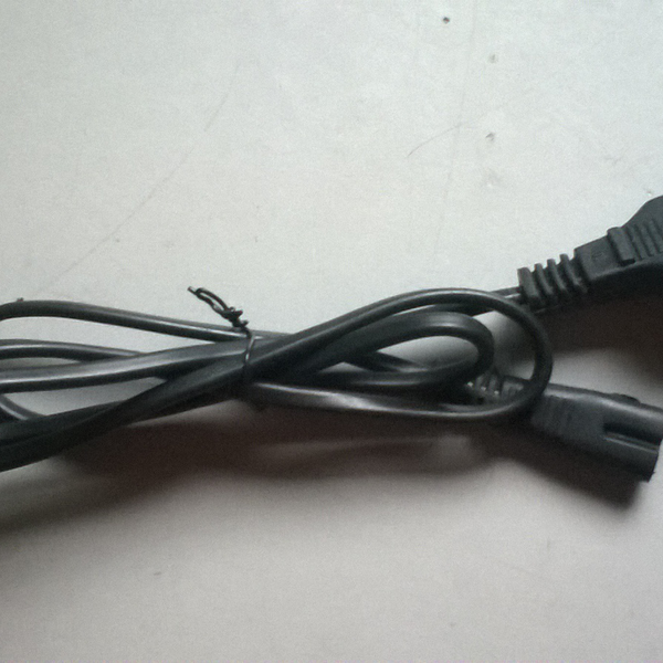 Resíduo: Plug macho completo com conector. - B2Blue  - Compra e Venda de Resíduos