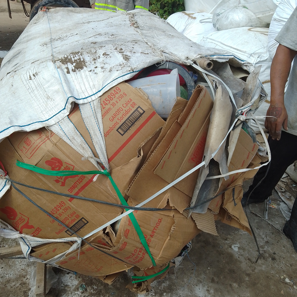 Pa 12 - plástico - Condado, PE - B2Blue - Compra e Venda de Resíduos