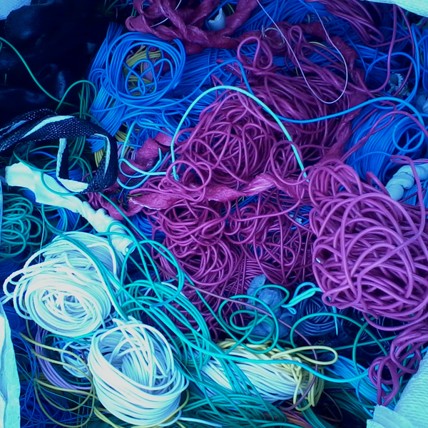 Vendo borra pvc flexível e sobra capa fio. - Plástico