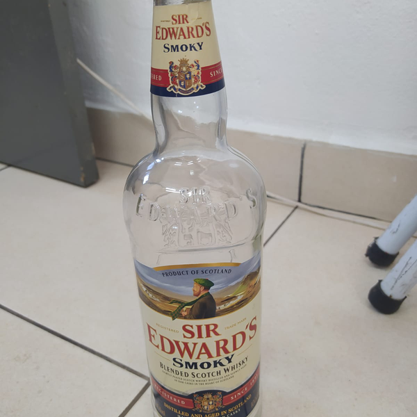 Garrafas de vidro - vidro - MARINGA, PR - B2Blue - Compra e Venda de Resíduos