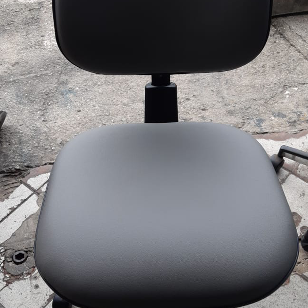 Sucata de móveis residências e escritório - produtos de 2a linha - SAO PAULO, SP - B2Blue - Compra e Venda de Resíduos