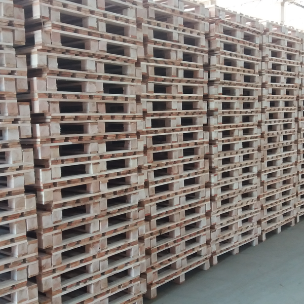 Paletes - madeira - SANTO ANDRE, SP - B2Blue - Compra e Venda de Resíduos