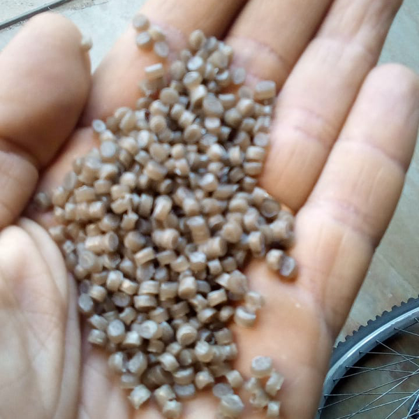 Pead canelinha mais escuro - plástico - Louveira, SP - B2Blue - Compra e Venda de Resíduos