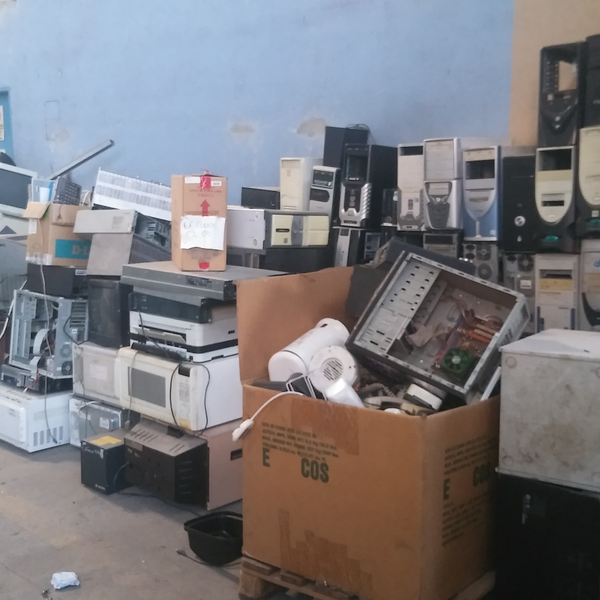 Monitor de computador - eletroeletrônicos - São Paulo, SP - B2Blue - Compra e Venda de Resíduos