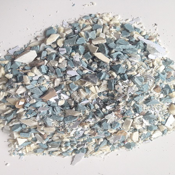 Pvc moído colorido - plástico - Sorocaba, SP - B2Blue - Compra e Venda de Resíduos