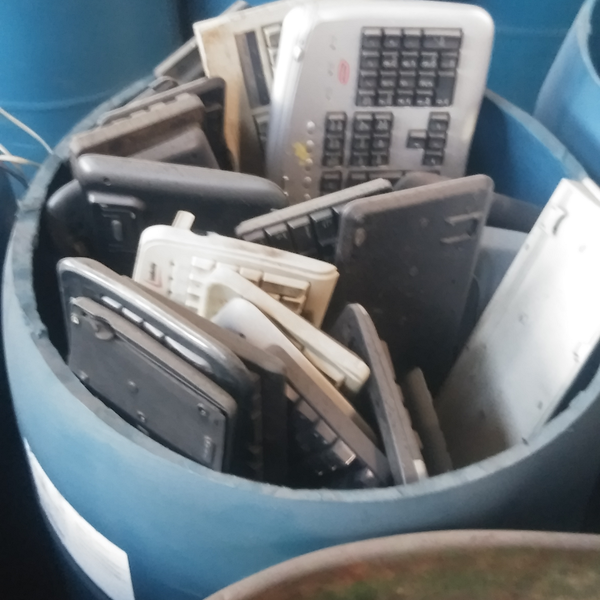 Teclado de computador - eletroeletrônicos - São Paulo, SP - B2Blue - Compra e Venda de Resíduos