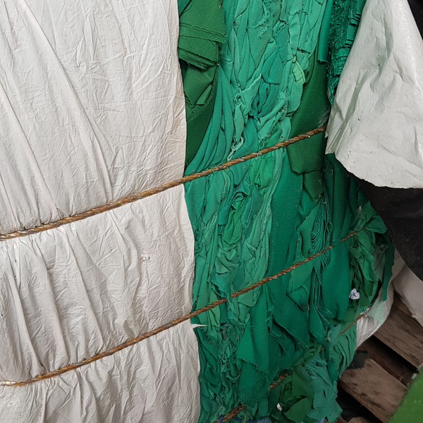 Todos os  retalhos  alvejados - tecido - São Bento, PB - B2Blue - Compra e Venda de Resíduos