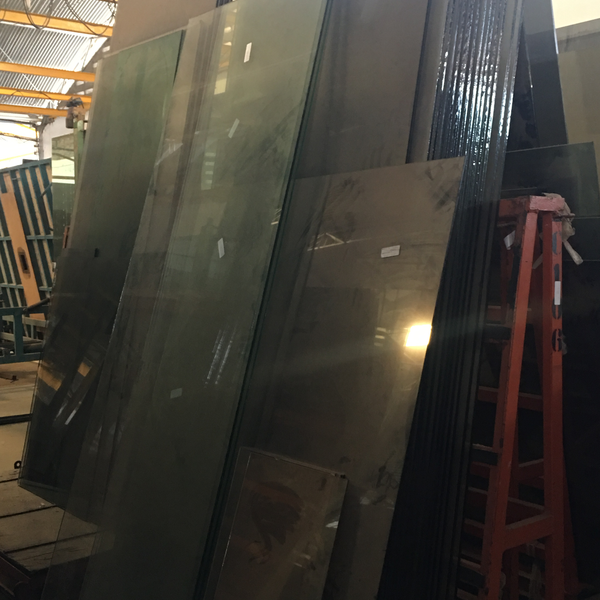 Vidro laminado - vidro - Recife, PE - B2Blue - Compra e Venda de Resíduos