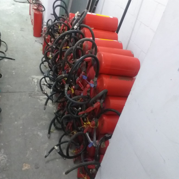 Extintor - sucata geral - PORTO ALEGRE, RS - B2Blue - Compra e Venda de Resíduos