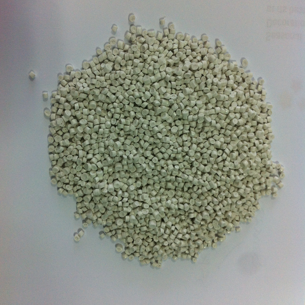 Pe leitoso - plástico - São Paulo, SP - B2Blue - Compra e Venda de Resíduos