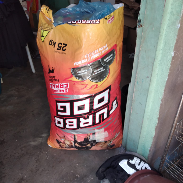 Tampa de frasco - plástico - Cotia, SP - B2Blue - Compra e Venda de Resíduos