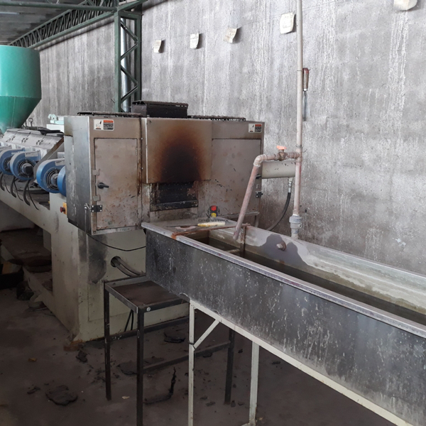 mão de obra de extrusão - Outros