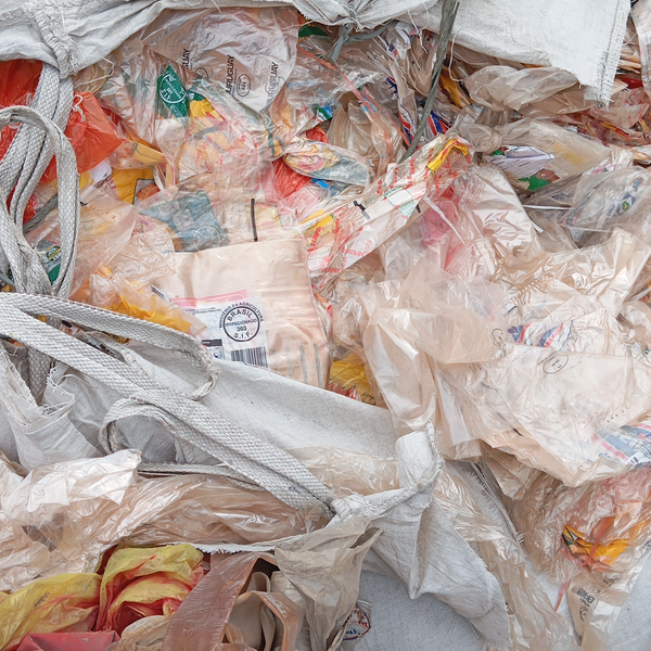 Pl - plástico - Itanhaém, SP - B2Blue - Compra e Venda de Resíduos