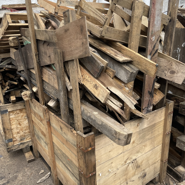 Madeira de embalagens, suportes e pallets - outros - Santos, SP - B2Blue - Compra e Venda de Resíduos