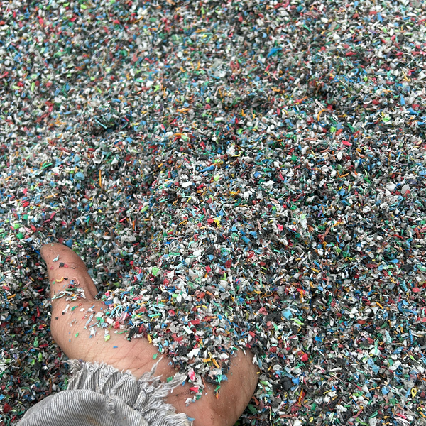 Capa de fio de cobre (pvc) triturada - Plástico