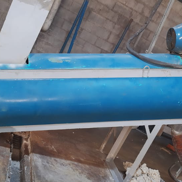 Maquinas para reciclagem lavadora secadora tanque - produtos de 2a linha - MONGAGUA, SP - B2Blue - Compra e Venda de Resíduos