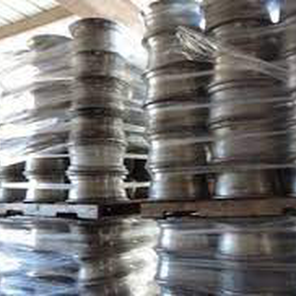 Roda de alumínio - metais - Betim, MG - B2Blue - Compra e Venda de Resíduos