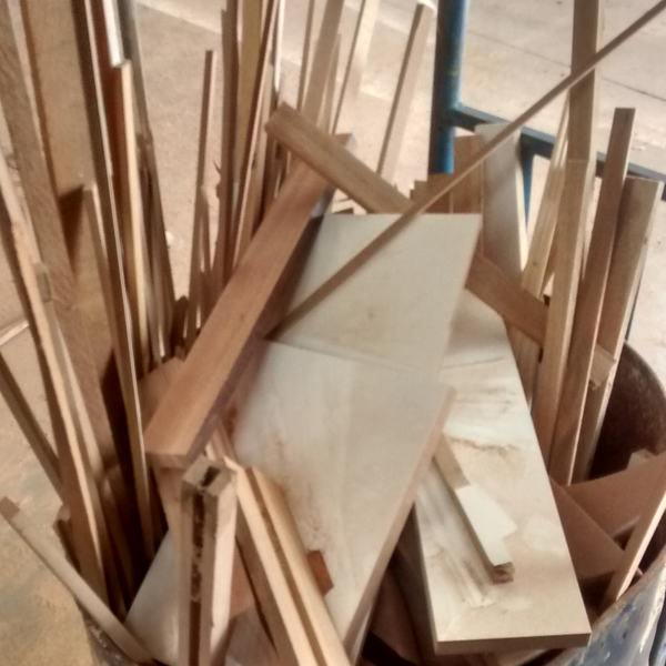 Resíduo: Vendo retalhos de mdf e madeira - B2Blue  - Compra e Venda de Resíduos