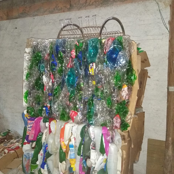 Resíduo: Garrafas de 600ml c/vazilhame - B2Blue  - Compra e Venda de Resíduos